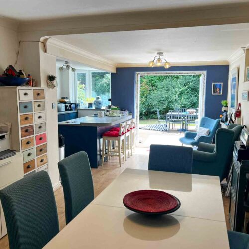 Substantial Family Home with Flats, Bungalow & Income Potential