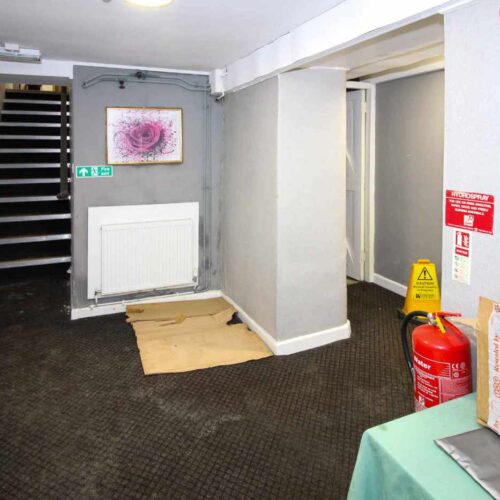 Prime Torquay Redevelopment Opportunity with Vacant Possession