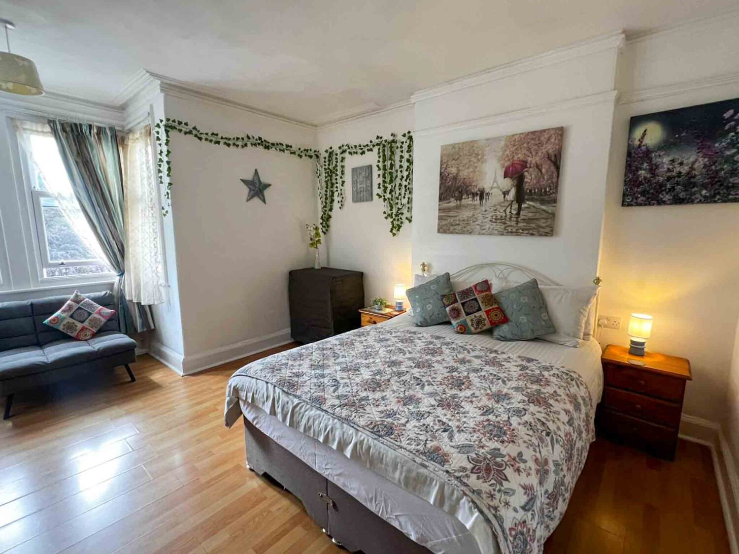 Thriving 9 En-Suite Guest House Near Torquay Marina
