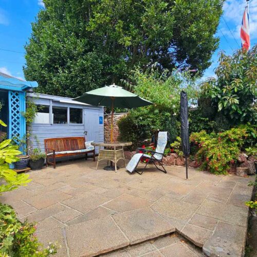 A Beautifully Presented 7 En-Suite Bedroom Guest House