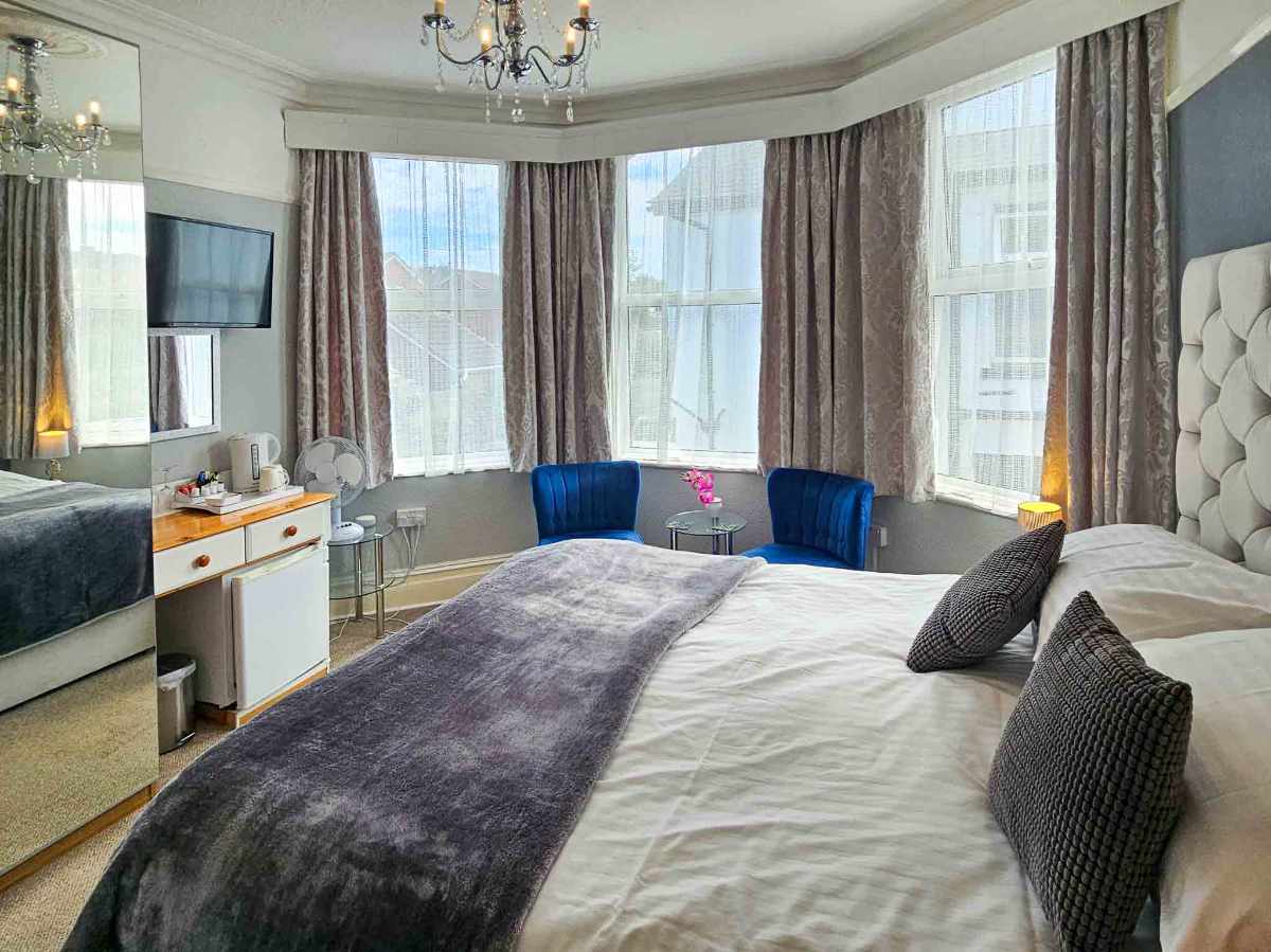 A Beautifully Presented 7 En-Suite Bedroom Guest House