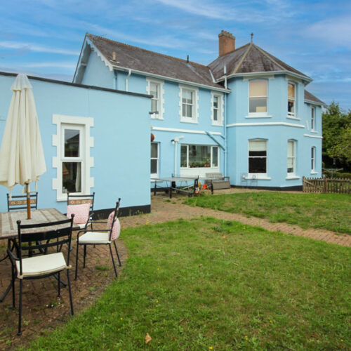 Family Home – Home with Income – Home with Granny Annexe