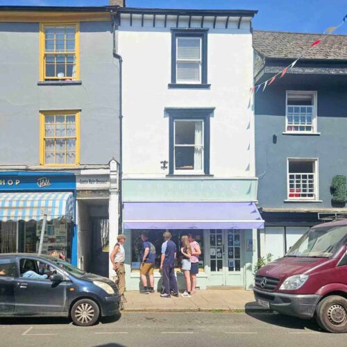 A thriving and award-winning delicatessen for sale
