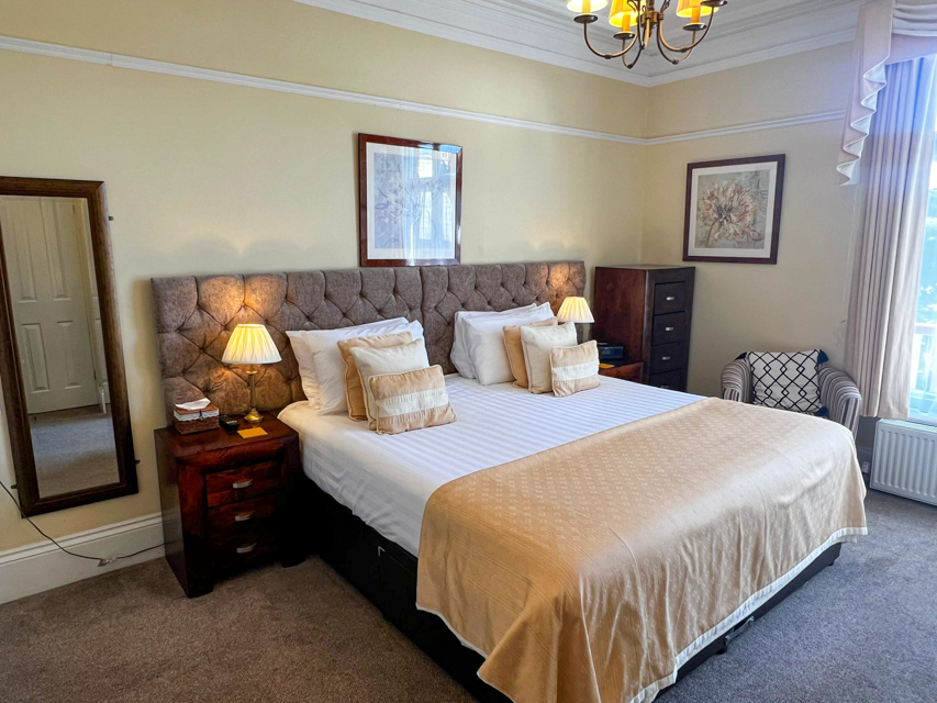 Exceptional Coastal Guest House Offering Up to 17 Bedrooms Across the Main Hotel, Villa and Lodge