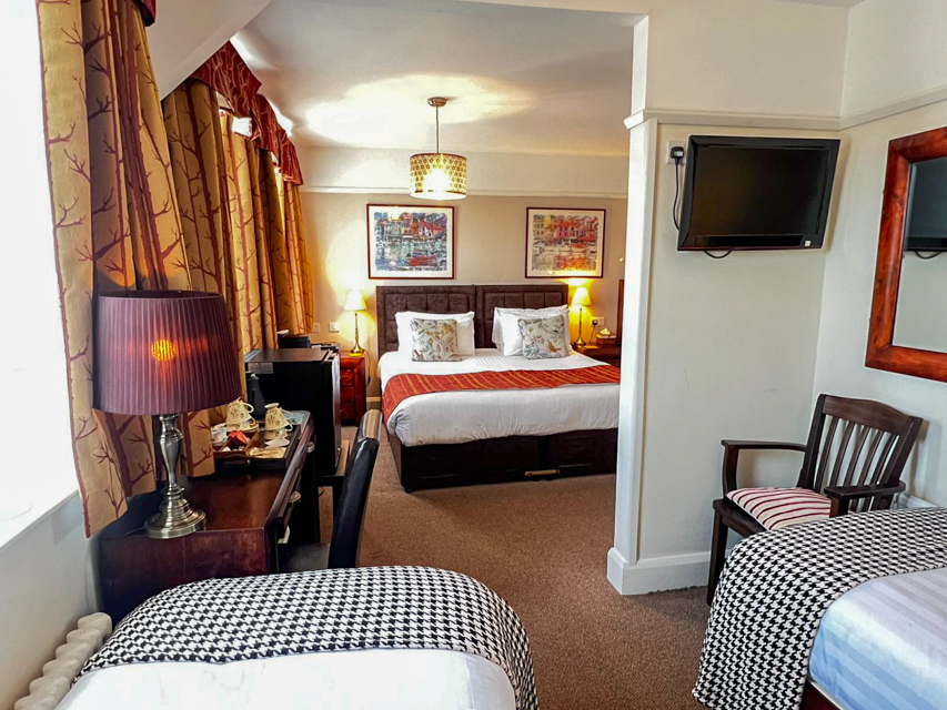 Exceptional Coastal Guest House Offering Up to 17 Bedrooms Across the Main Hotel, Villa and Lodge